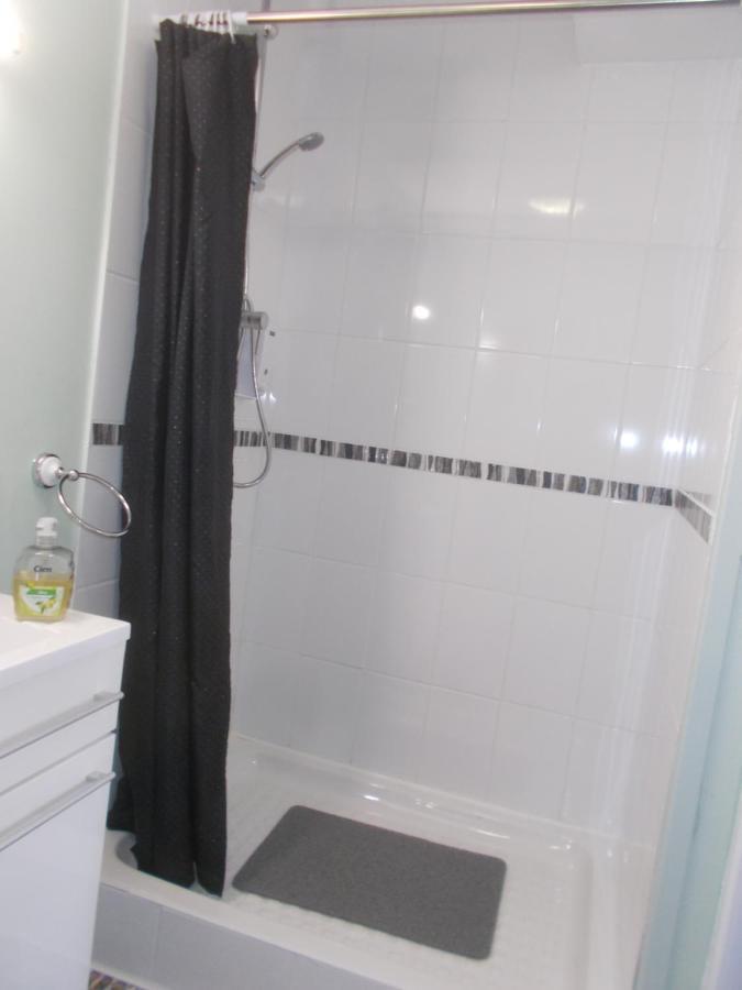 Bed and Breakfast Webb'S Of Glomel Esterno foto